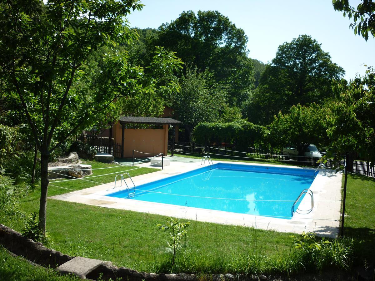 Albergue Turistico Valle Del Ambroz Hervás Exterior photo
